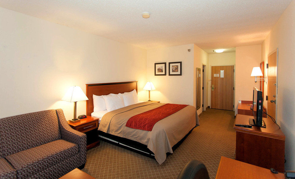 Four Points By Sheraton Omaha Midtown Exterior photo