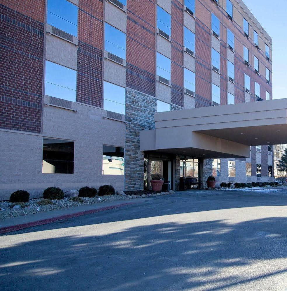 Four Points By Sheraton Omaha Midtown Exterior photo